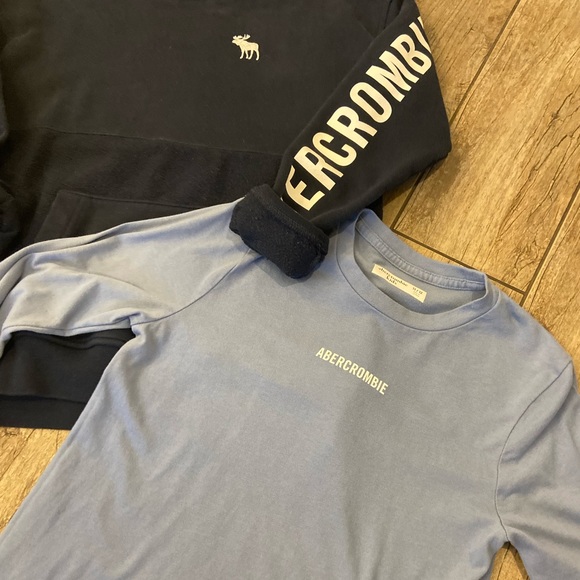 Abercrombie Navy Blue Logo Hoodie & Lt Blue Abercrombie Long Sleeve Tee BUNDLE - Picture 2 of 11